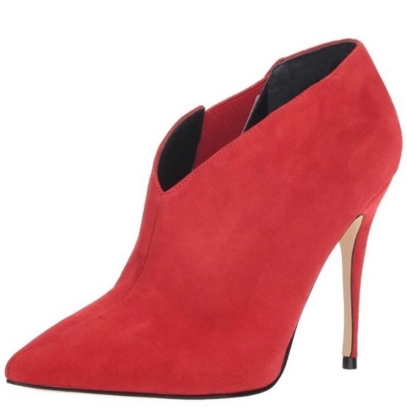 Guess Ondrea red suede ankle toe boot size 8 - Picture 3 of 16